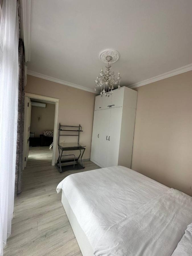 Apartment 7 Батуми Екстериор снимка
