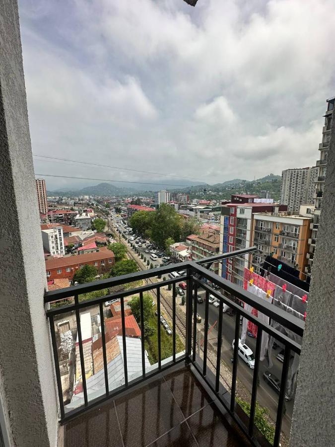 Apartment 7 Батуми Екстериор снимка